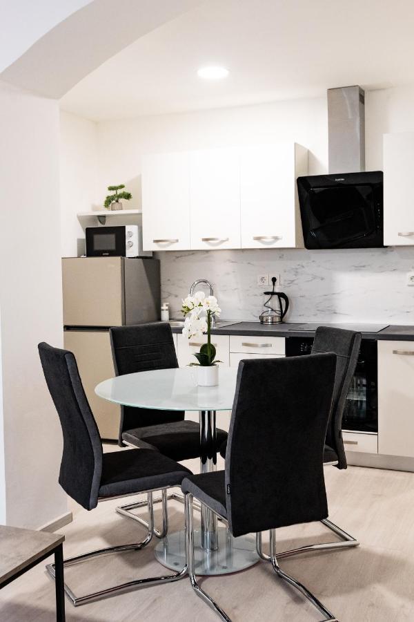 Apartmani Park Maksimir-Rebro Загреб Экстерьер фото
